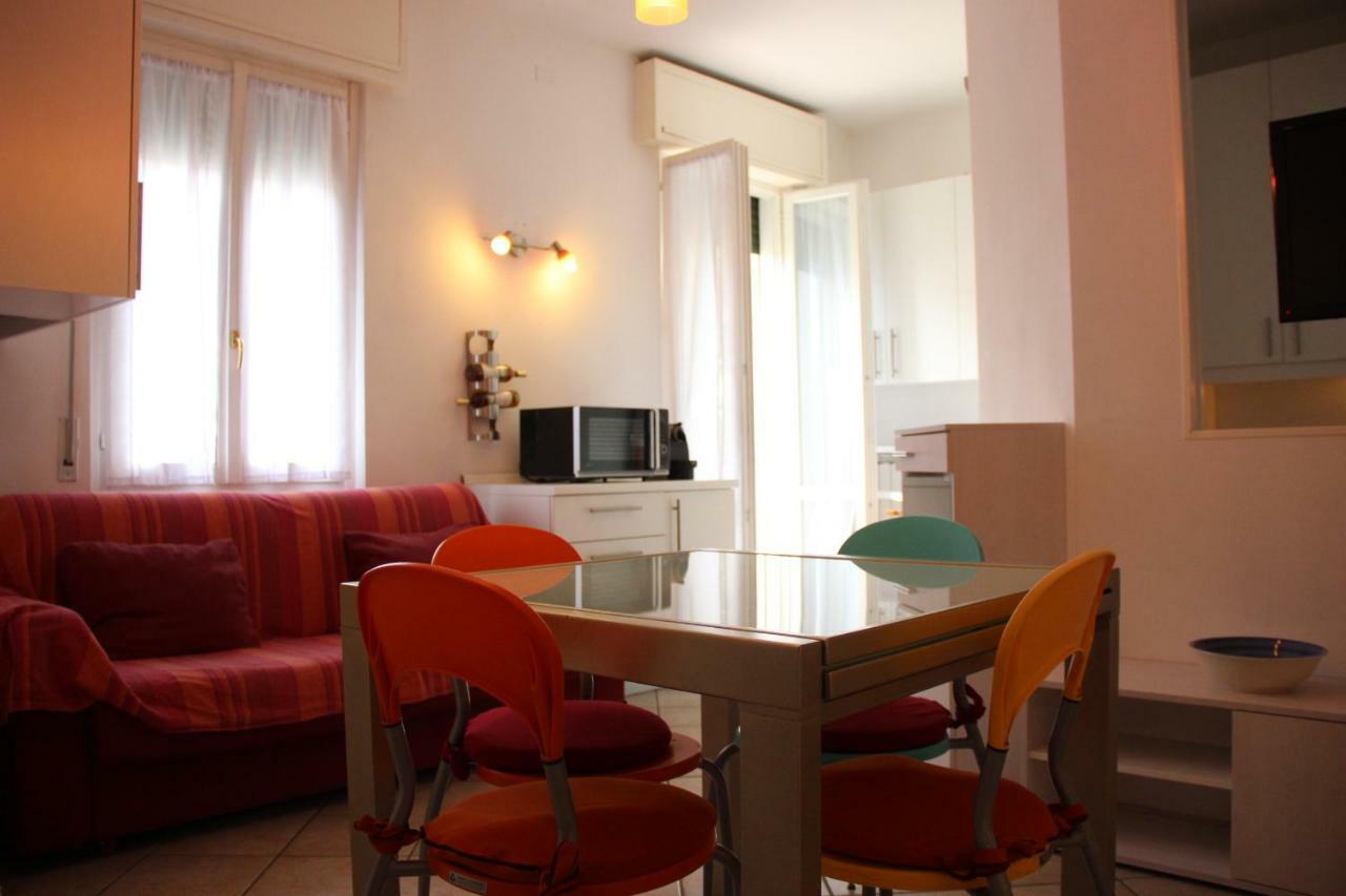 Appartamento Casa Vacanze Spiaggia D'Oro 데센자노델가르다 외부 사진